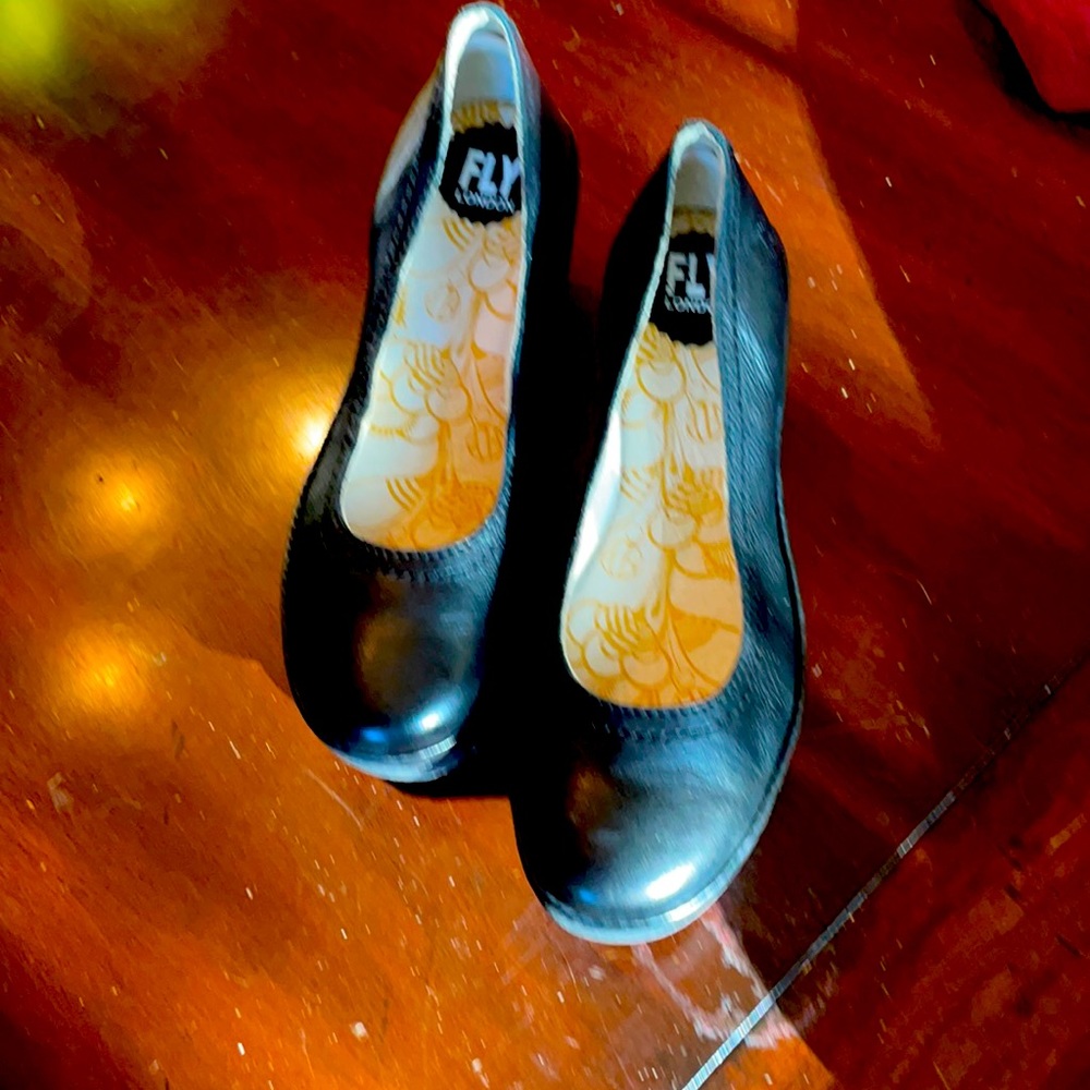 Fly London Yoni Black wedges size 7 1/2 or 38